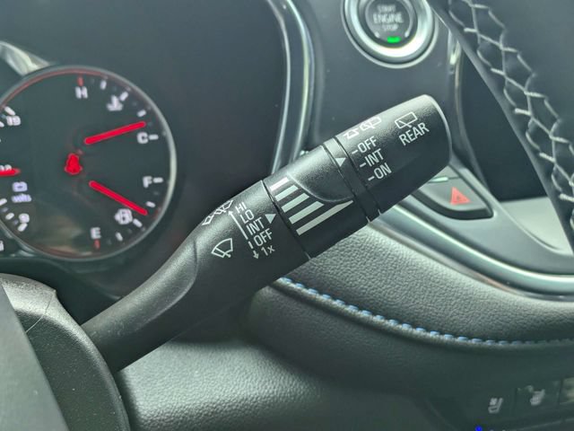 Used 2025 Chevrolet Blazer RS w/ Enhanced Convenience Package FWD image 30