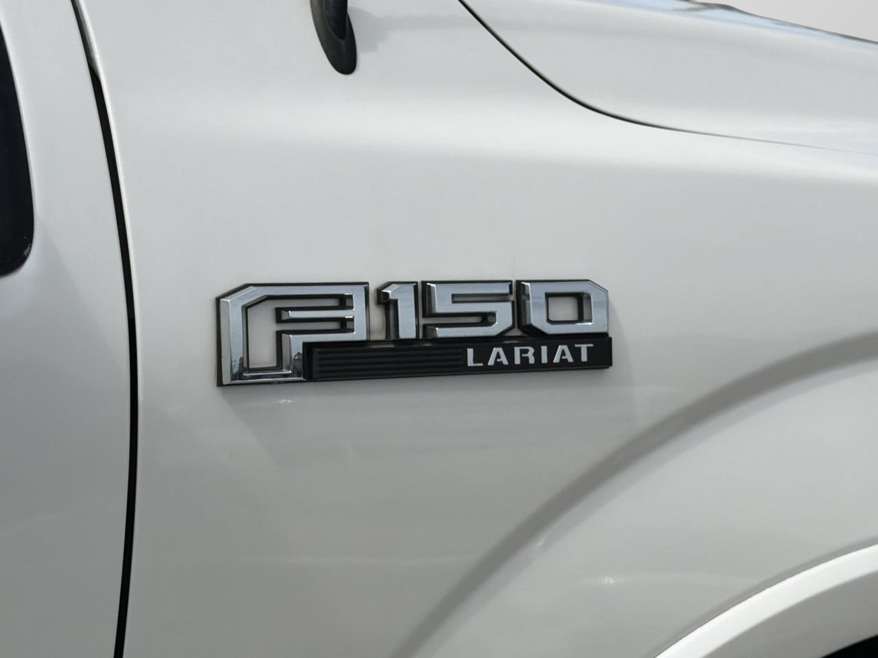 Used 2016 Ford F150 Lariat RWD image 9