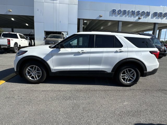 New 2026 Ford Explorer Active w/ Active Comfort Package RWD image 8