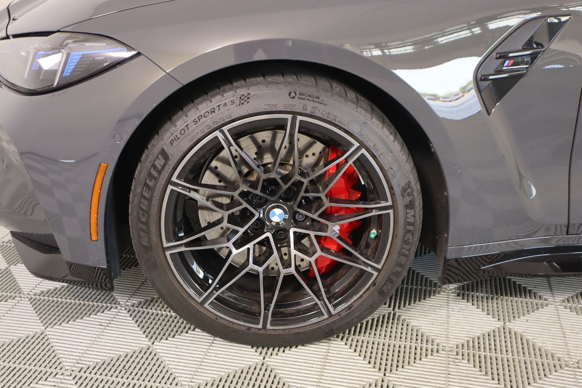 Used 2025 BMW M4 xDrive Competition AWD/4WD image 17