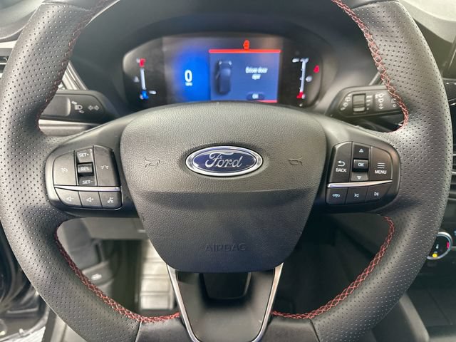 Used 2025 Ford Escape ST-Line AWD/4WD image 18