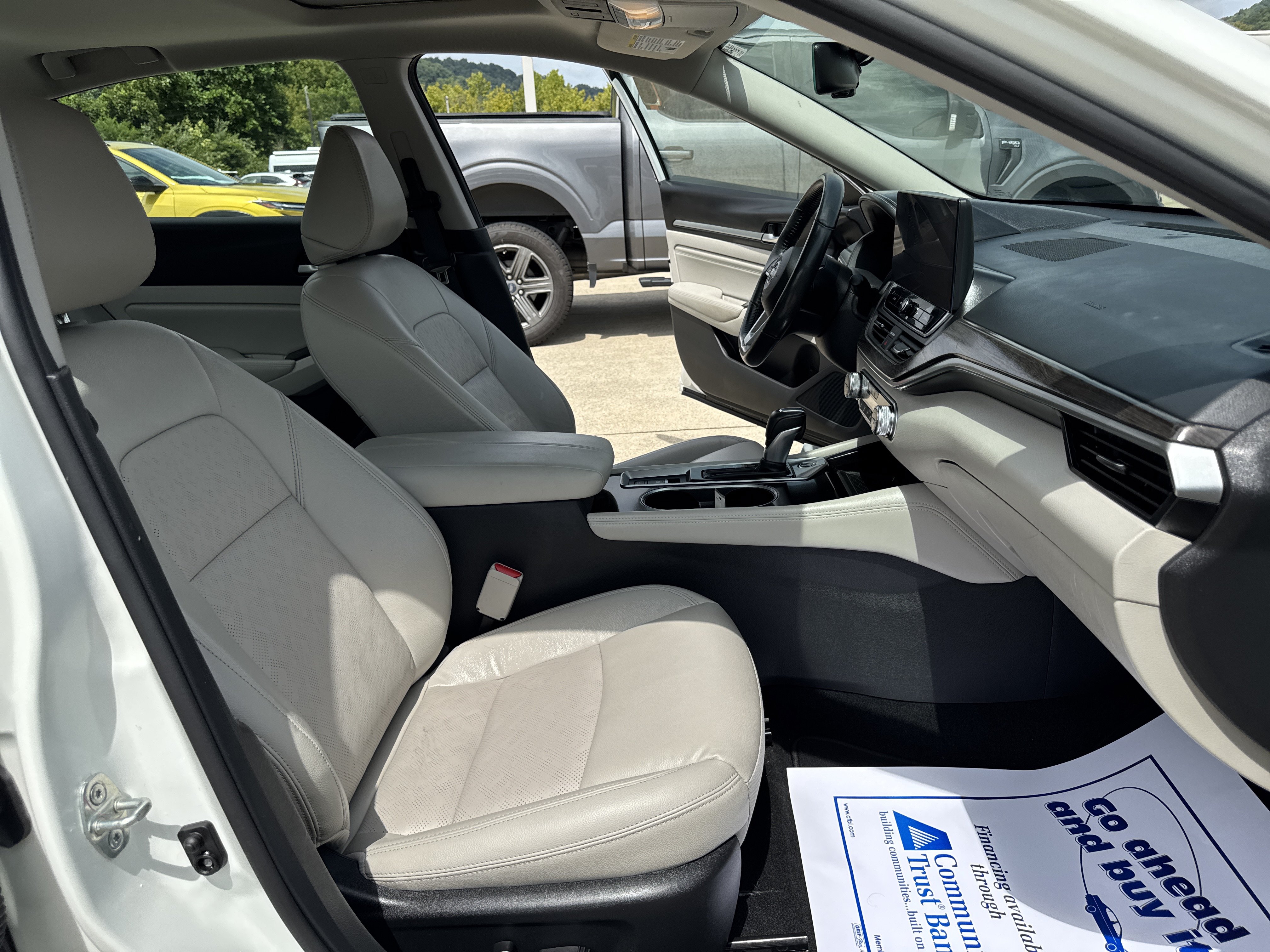 Used 2023 Nissan Altima 2.5 SL FWD image 22