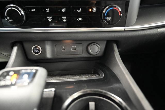 Used 2021 Nissan Rogue S AWD/4WD image 19