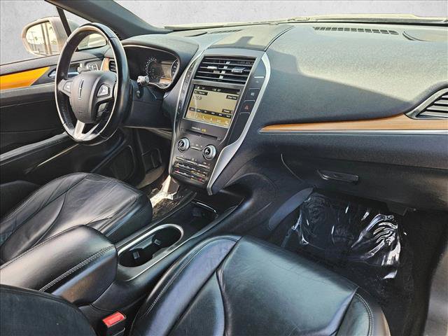 Used 2017 Lincoln MKC Select w/ Select Plus Package FWD image 28