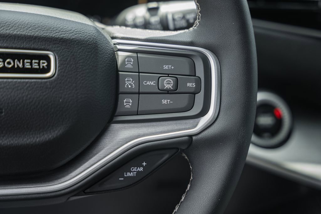 New 2026 Jeep Grand Wagoneer 4WD image 33