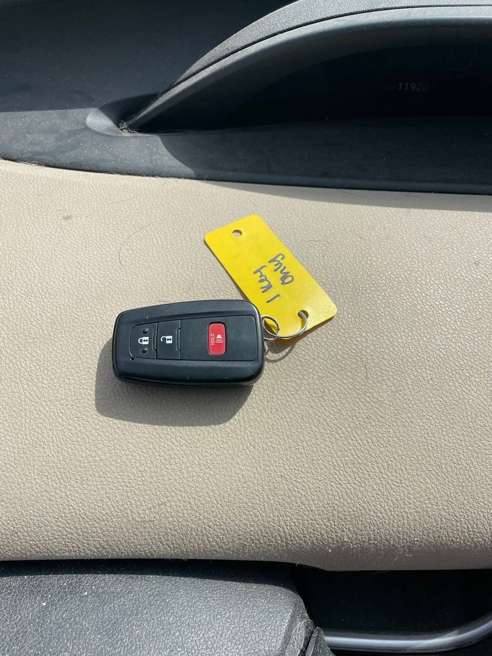 Used 2021 Toyota Prius XLE w/ Advanced Technology Package image 12