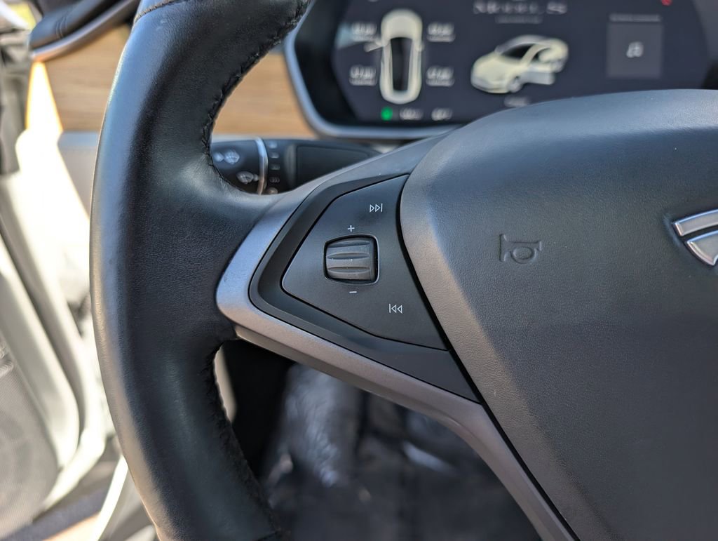 Used 2020 Tesla Model S Long Range image 25