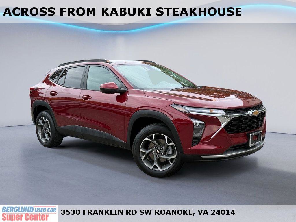 Used 2024 Chevrolet Trax LT w/ Driver Confidence Package