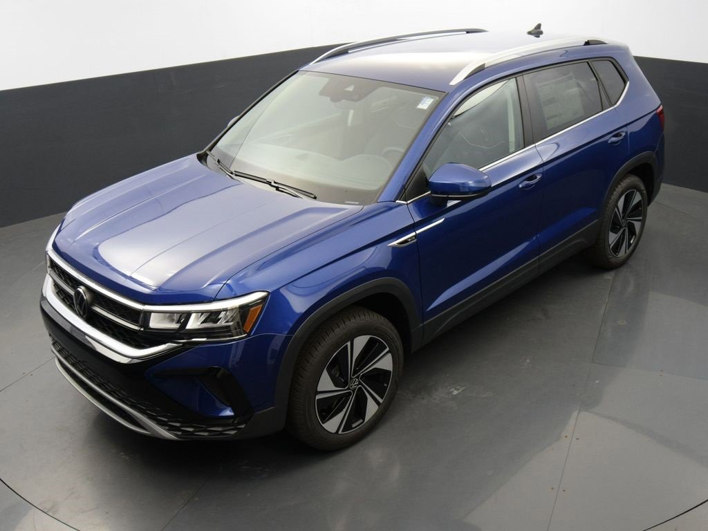 Used 2024 Volkswagen Taos SE image 40