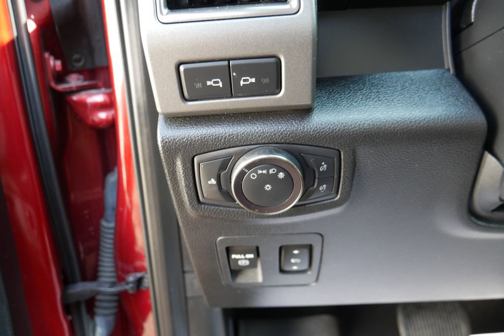 Used 2019 Ford F150 Raptor w/ Equipment Group 802A Luxury AWD/4WD image 11