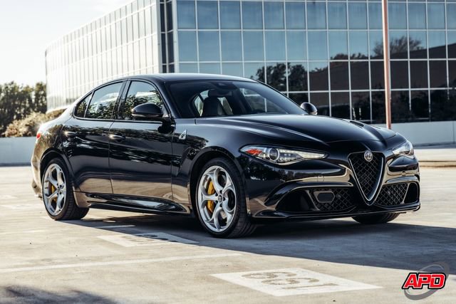 Used 2019 Alfa Romeo Giulia Quadrifoglio w/ Driver Assist Dynamic Package image 11