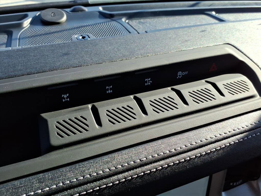 New 2025 Ford Bronco Outer Banks w/ Sasquatch Package image 23