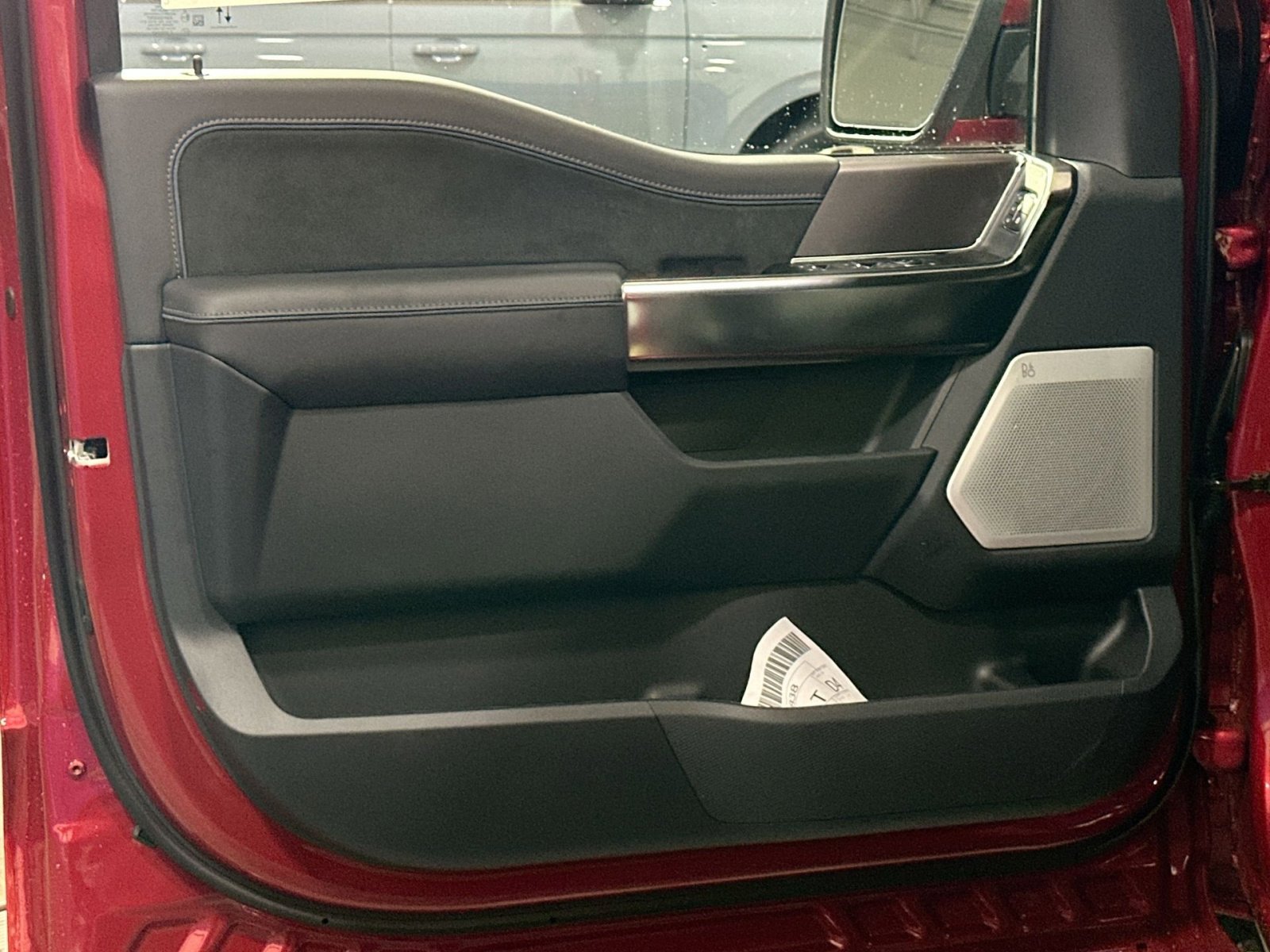 New 2025 Ford F150 Platinum w/ Equipment Group 702A High image 15