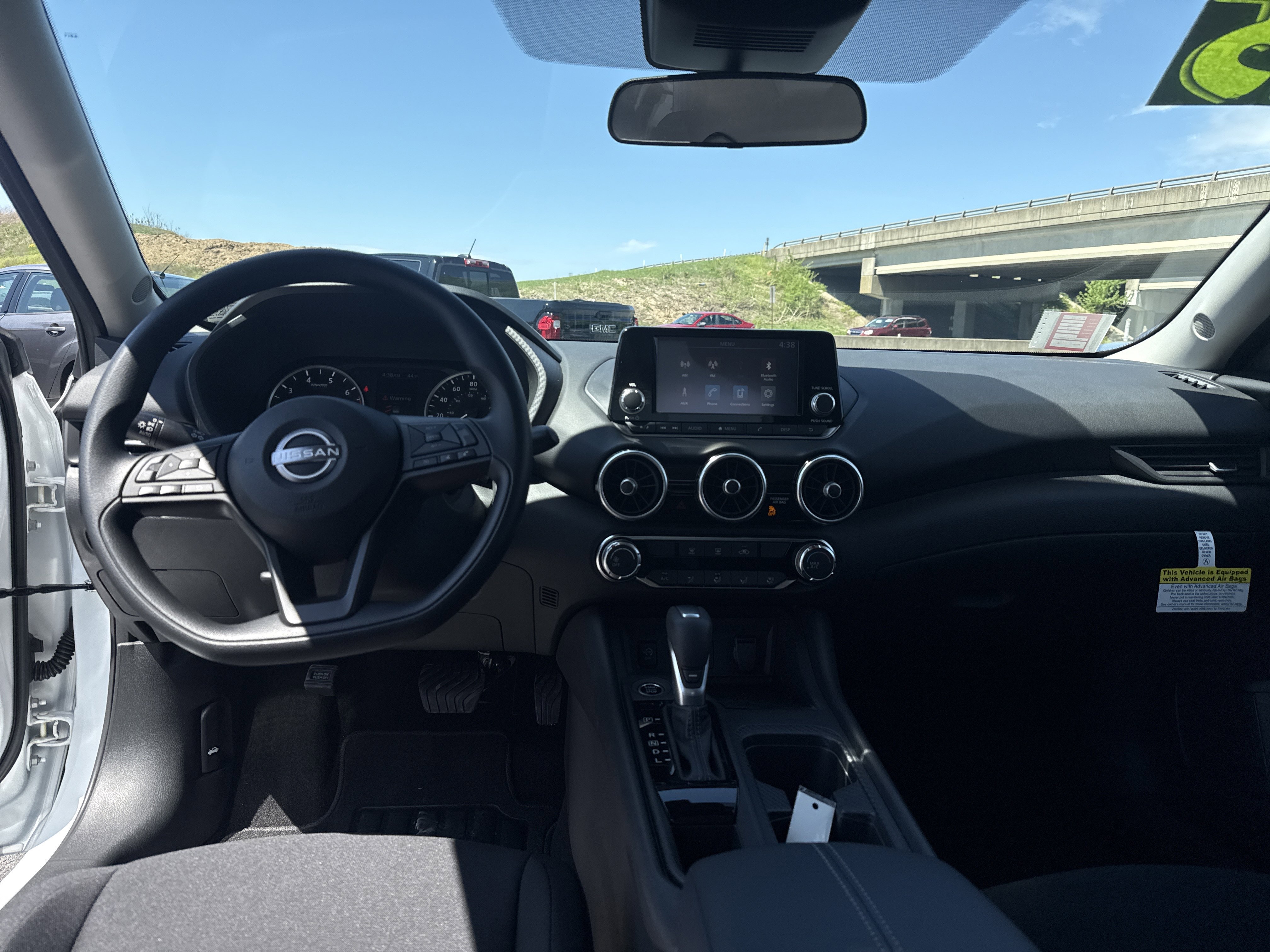 Used 2025 Nissan Sentra S image 18