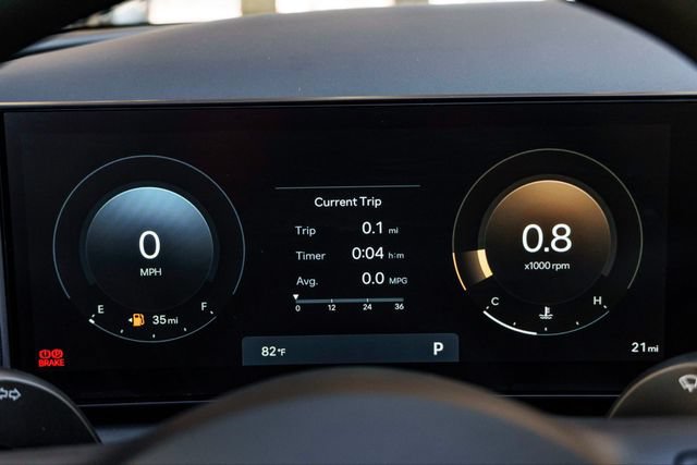 New 2026 Hyundai Santa Cruz SEL FWD image 13