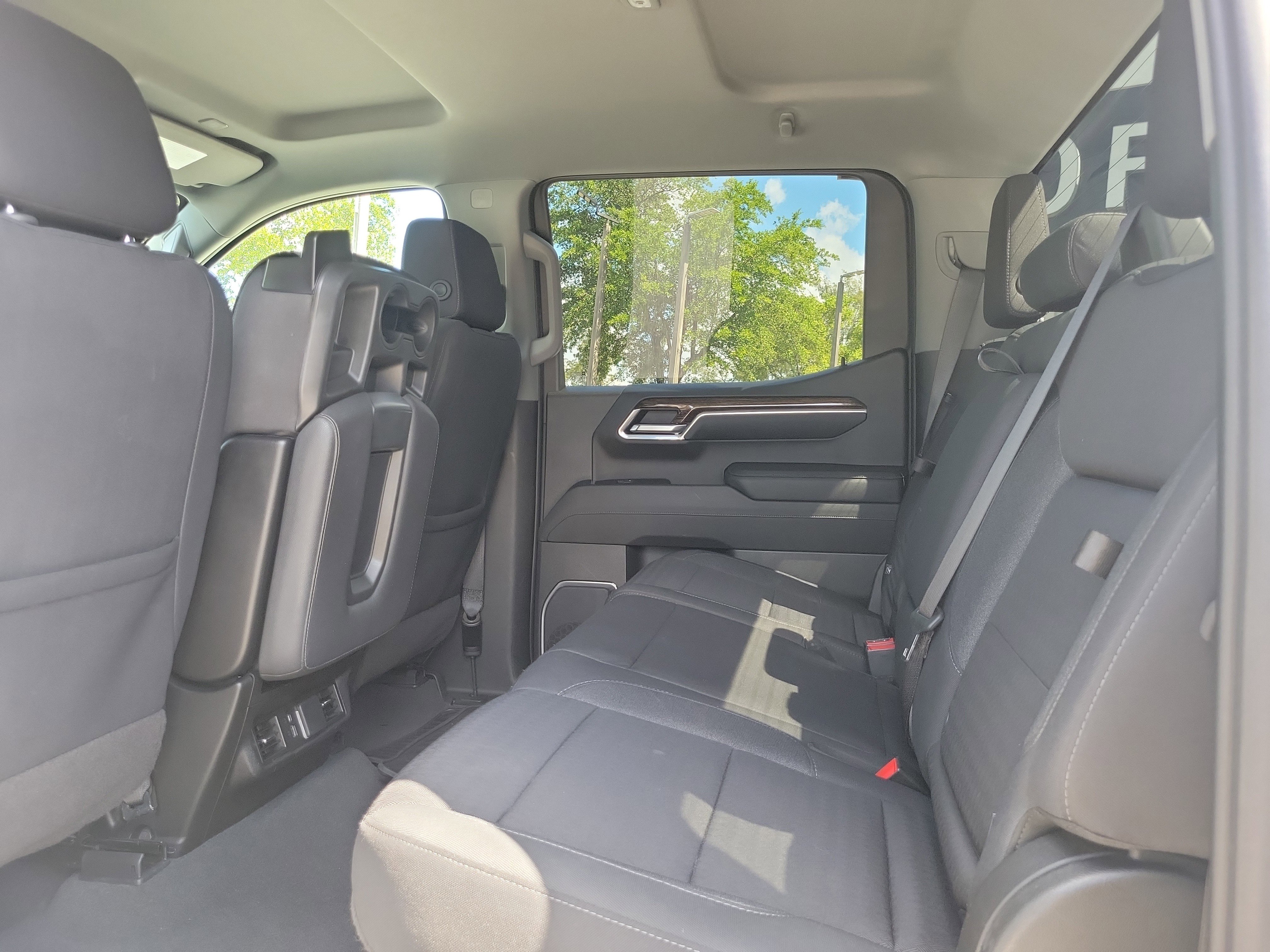 Used 2023 GMC Sierra 1500 Elevation image 14