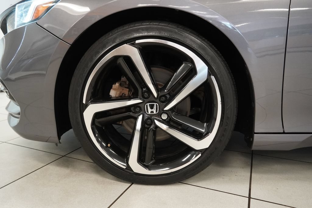 Used 2018 Honda Accord Sport image 15