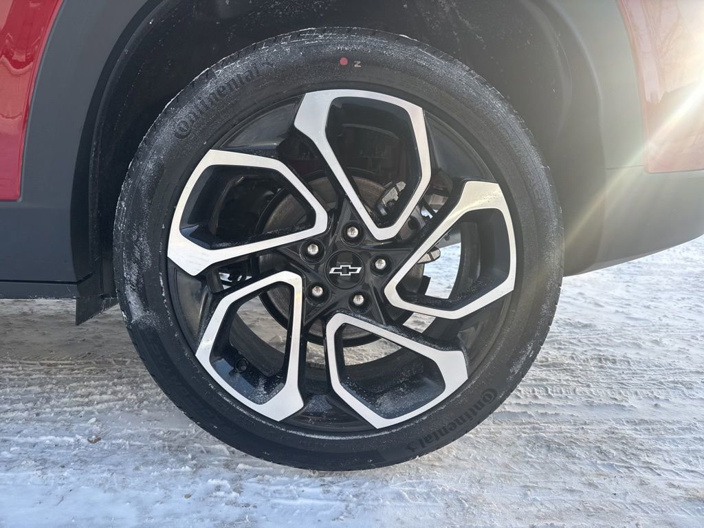 New 2026 Chevrolet Trax RS w/ Sunroof Package FWD image 10