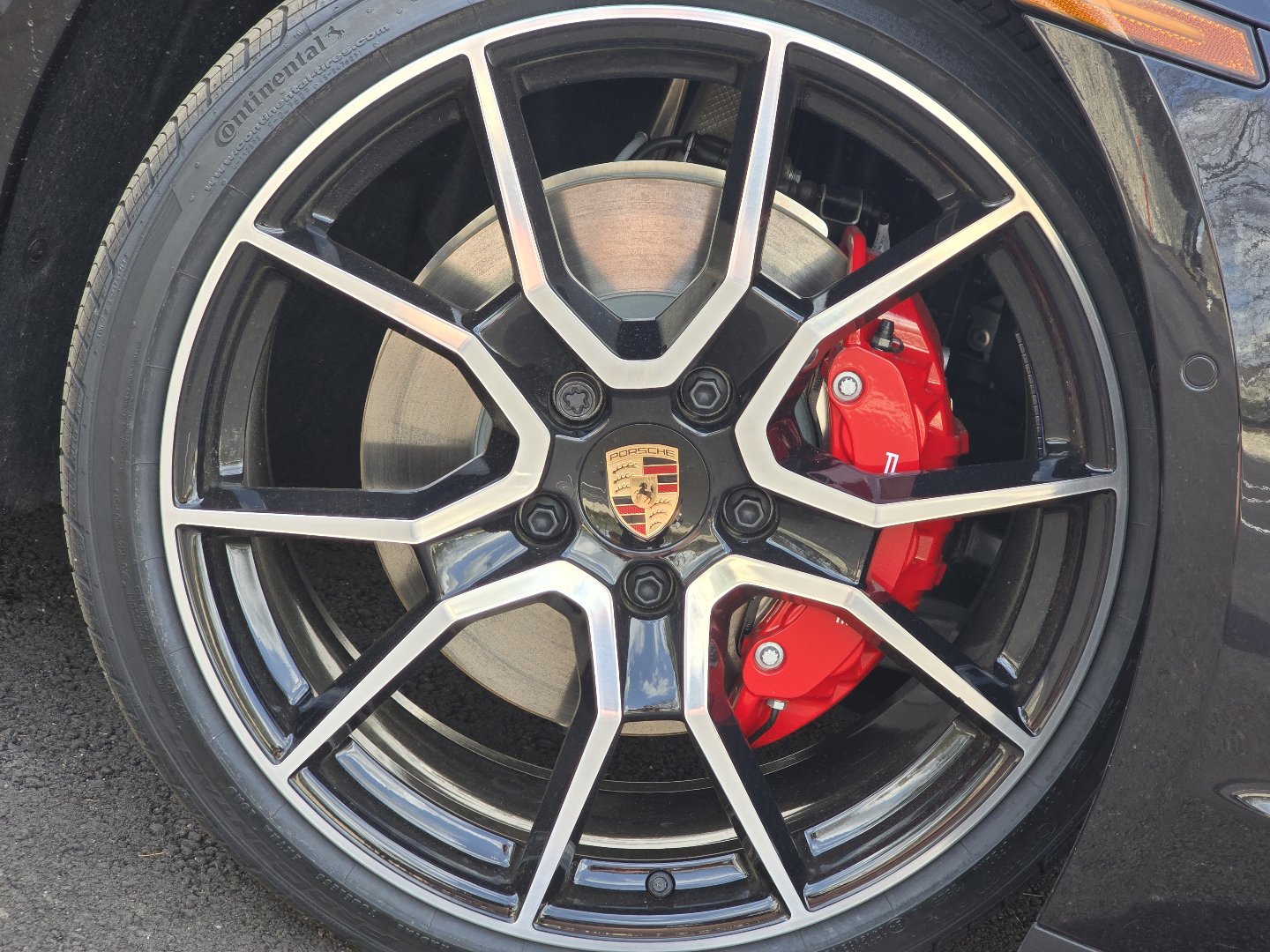 Used 2026 Porsche Taycan 4S image 32