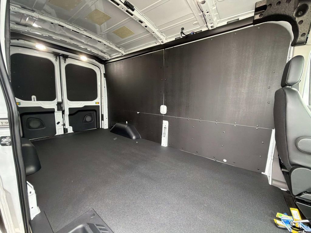 New 2026 Ford Transit 250 148 Medium Roof w/ Load Area Protection Package image 19