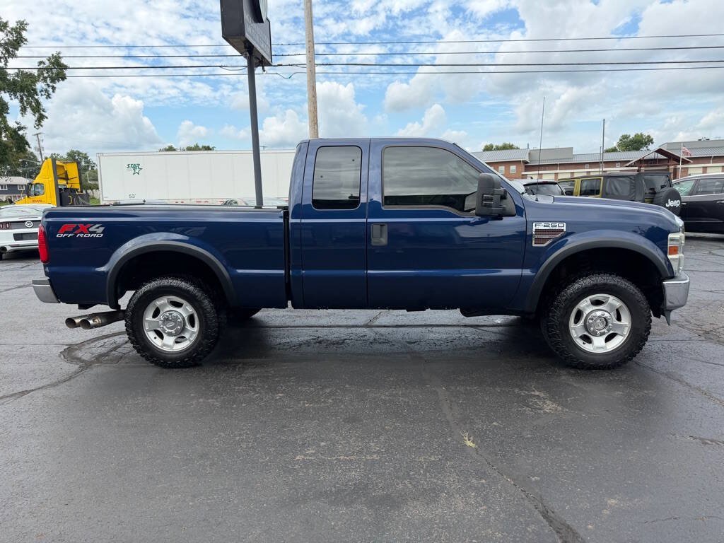 Used 2010 Ford F250 XLT AWD/4WD image 6