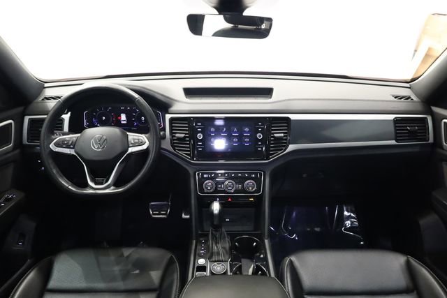 Used 2023 Volkswagen Atlas Cross Sport SEL R-Line image 16