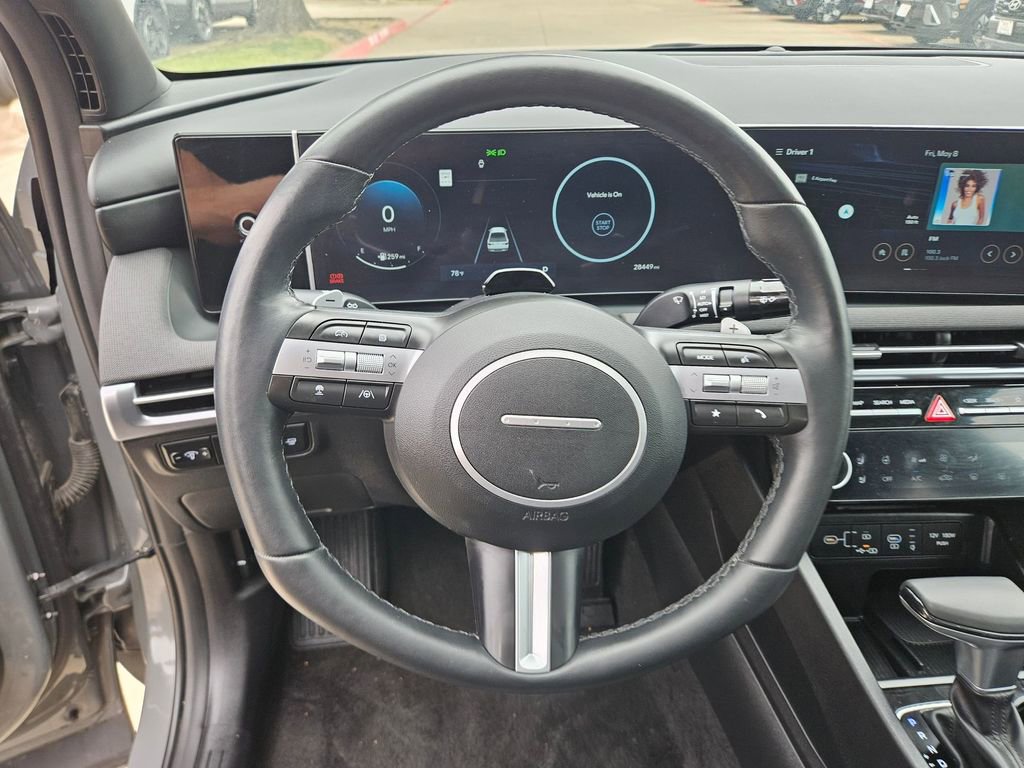 Used 2025 Hyundai Santa Cruz Limited AWD/4WD image 18