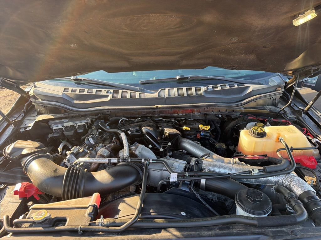 Used 2017 Ford F250 XLT w/ FX4 Off-Road Package image 11