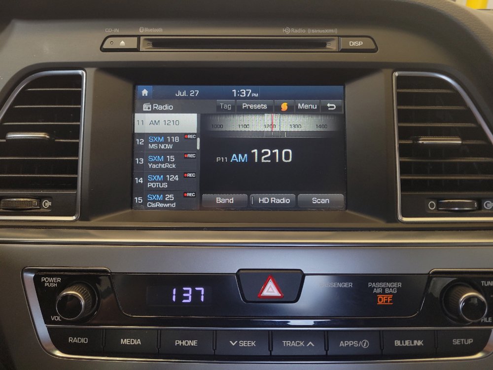 Used 2016 Hyundai Sonata Sport w/ Option Group 02 FWD image 25