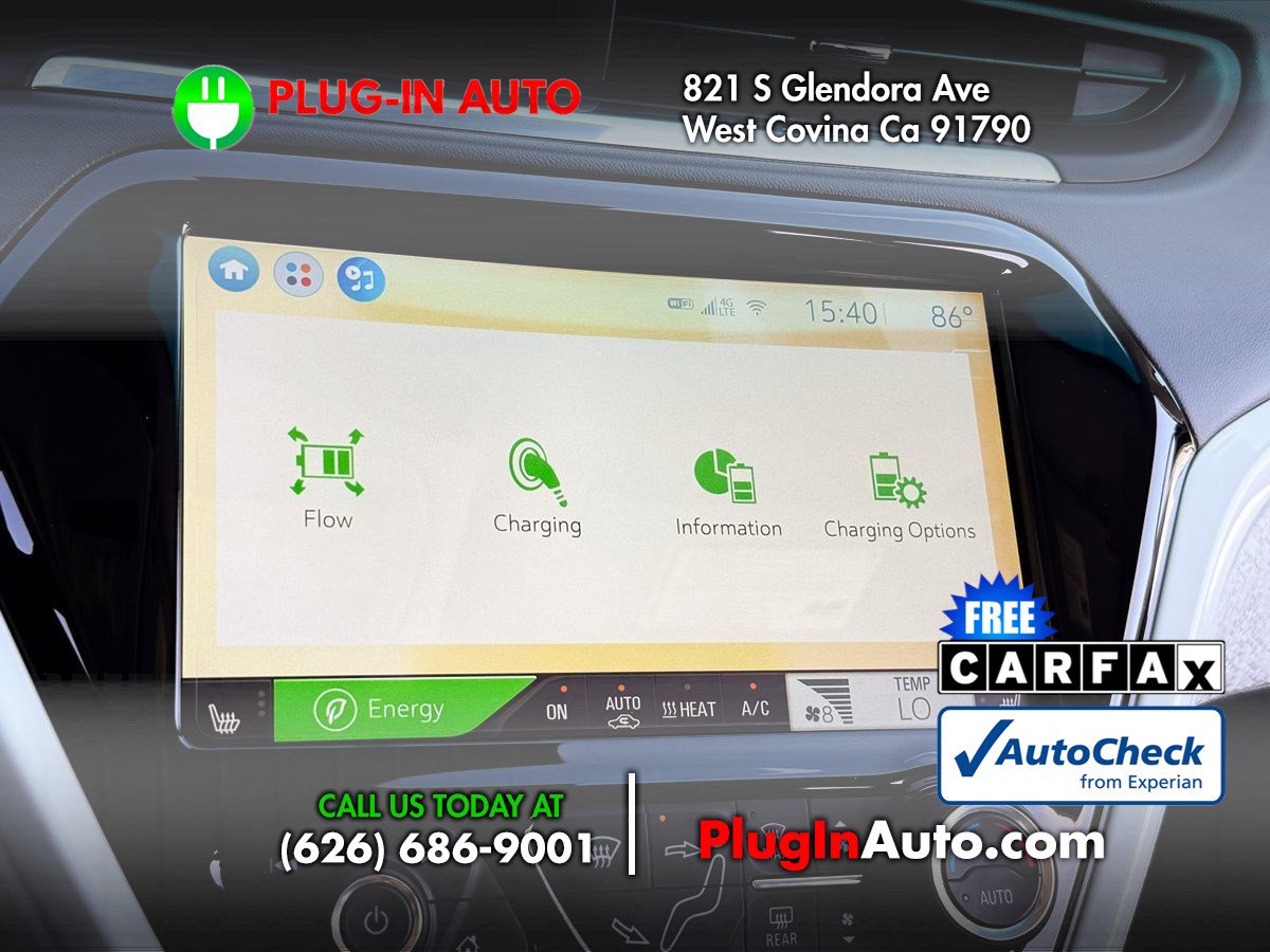 Used 2019 Chevrolet Bolt Premier w/ Infotainment Package FWD image 26