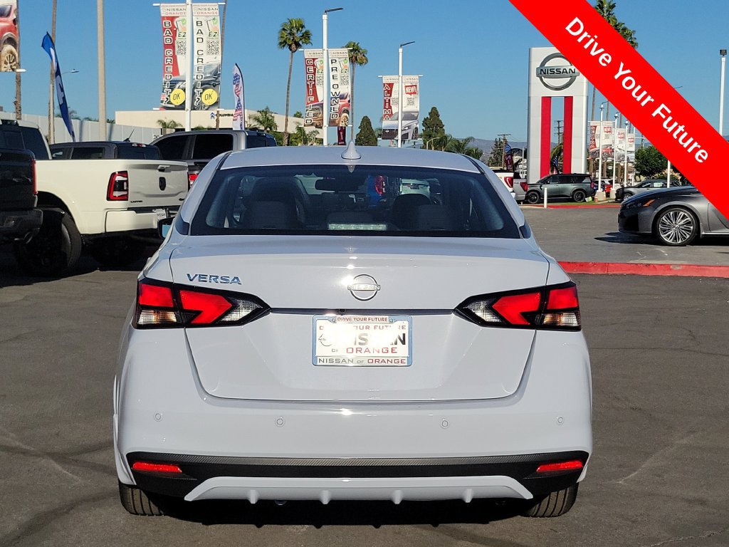 Used 2025 Nissan Versa SV w/ Trunk Package FWD image 26
