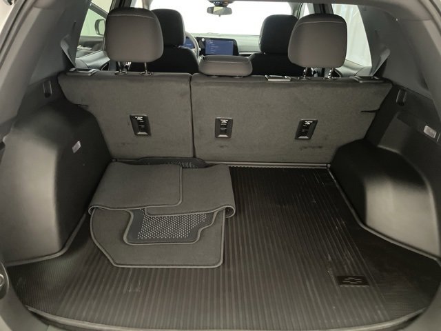 New 2026 Chevrolet Equinox LT w/ LPO, Floor Liner Package image 15