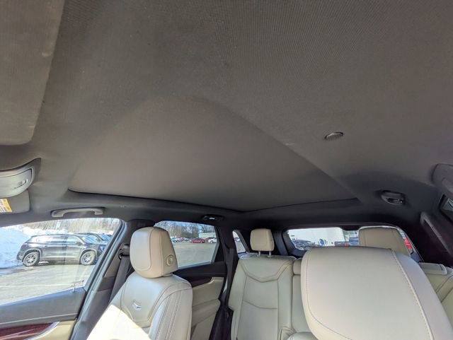 Used 2019 Cadillac XT5 Luxury image 28