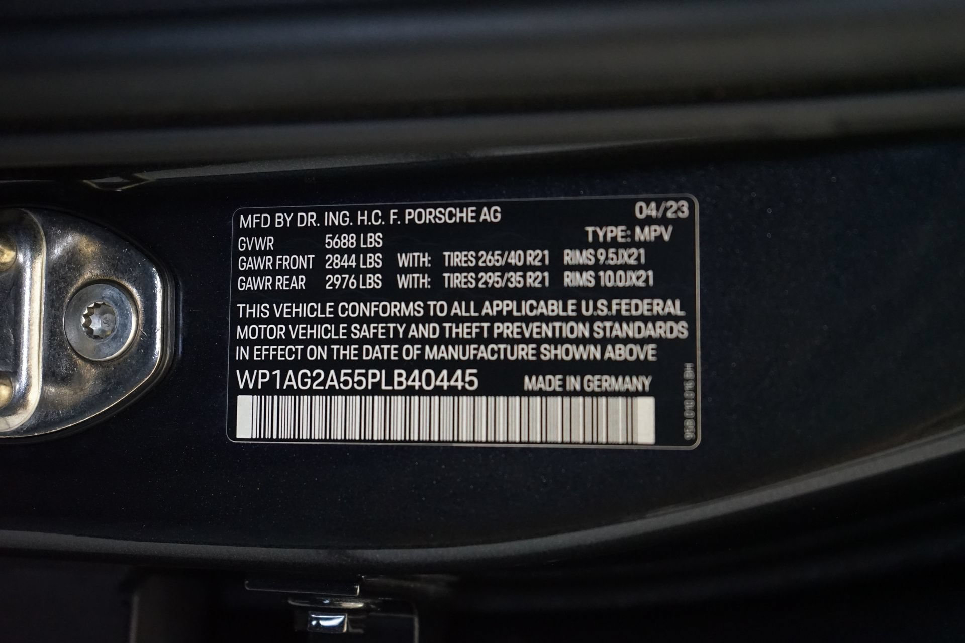 Used 2023 Porsche Macan S AWD/4WD image 34