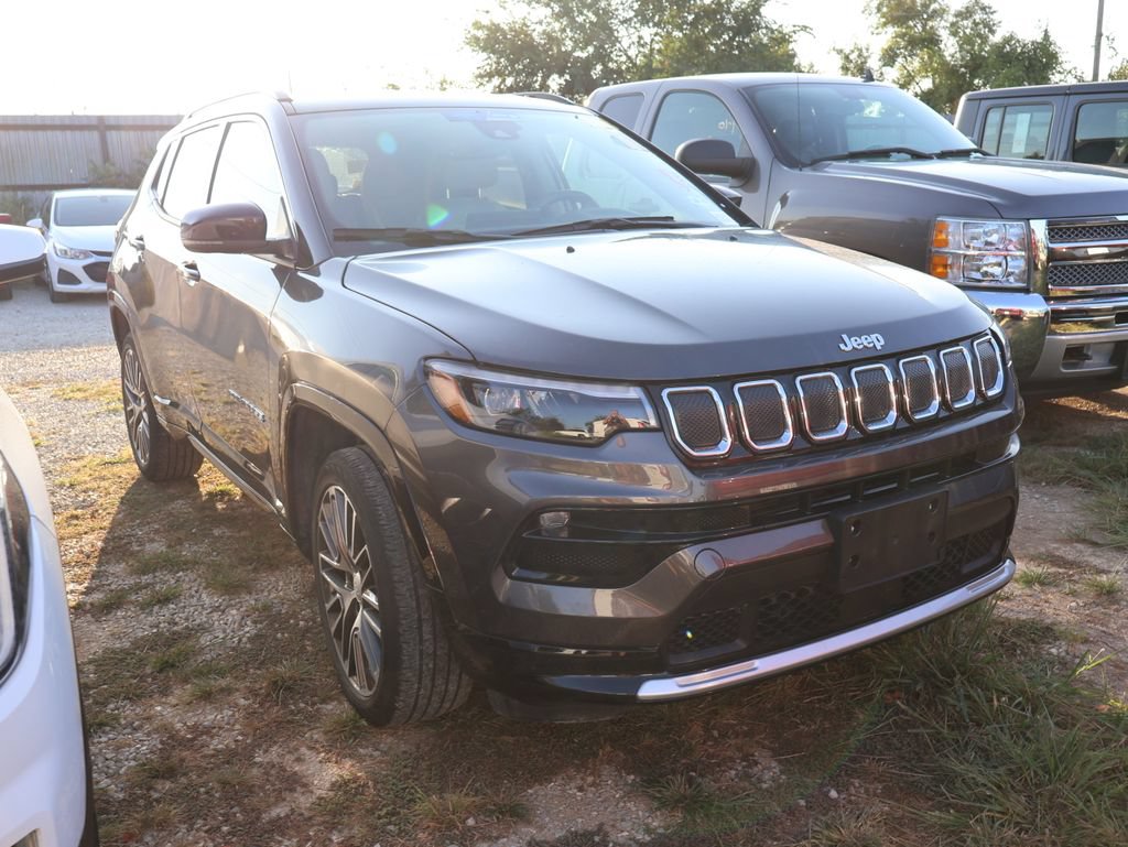 Used 2022 Jeep Compass Limited w/ Elite Group AWD/4WD image 12