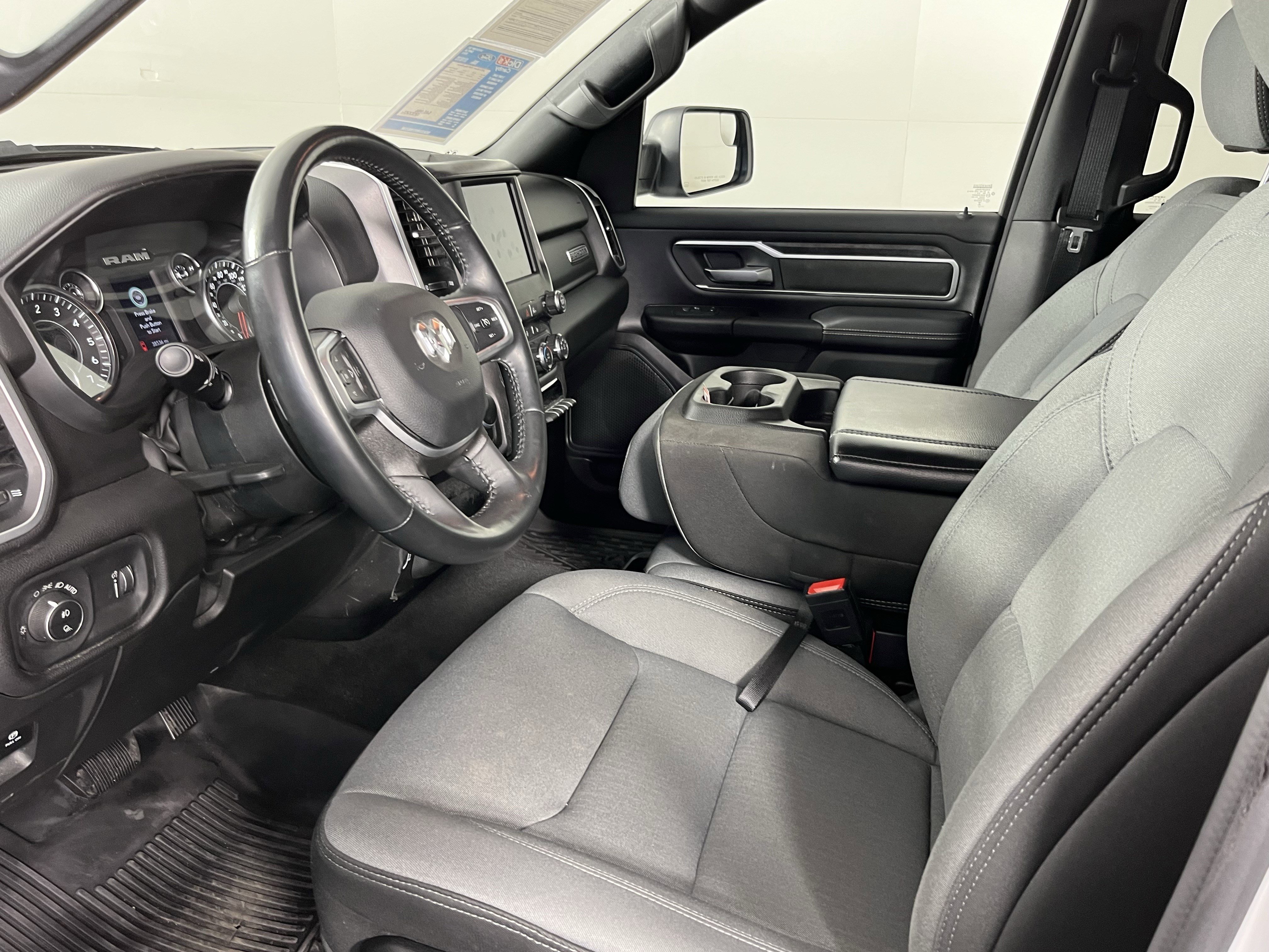 Used 2023 RAM 1500 Big Horn AWD/4WD image 9