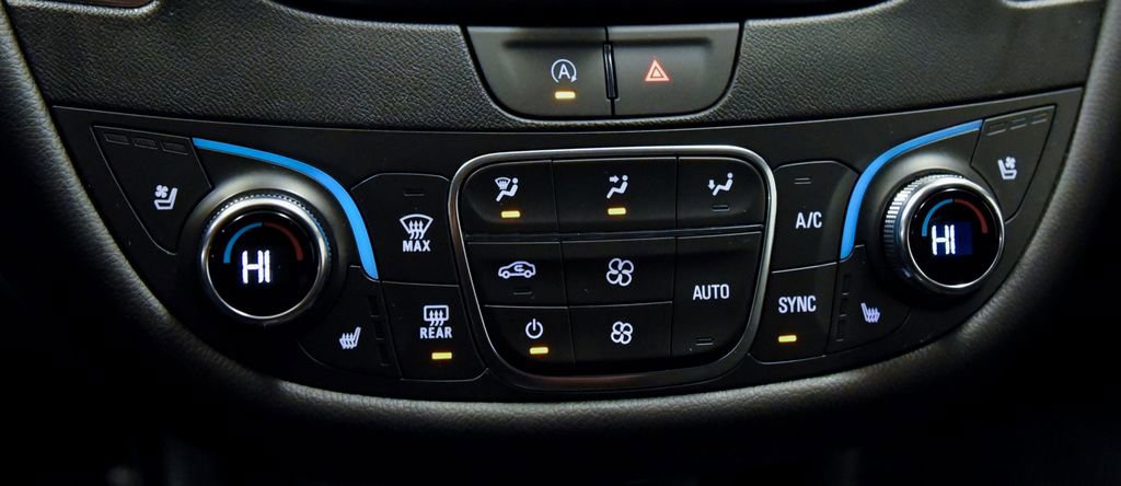 Used 2024 Chevrolet Malibu LT FWD image 18