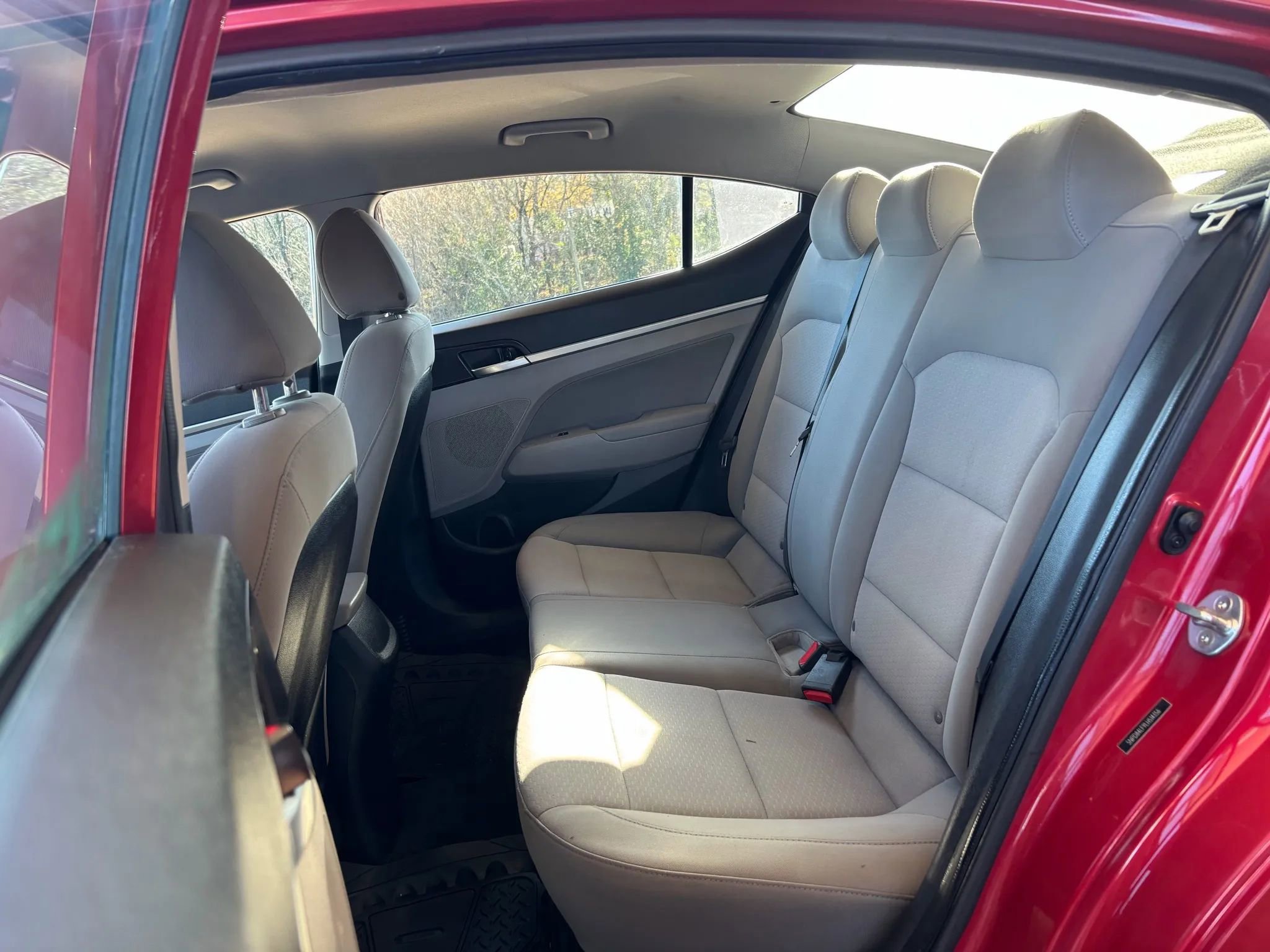 Used 2020 Hyundai Elantra SEL image 20