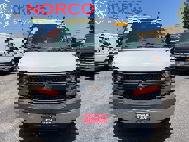 Used 2014 Chevrolet Express 2500 image 3