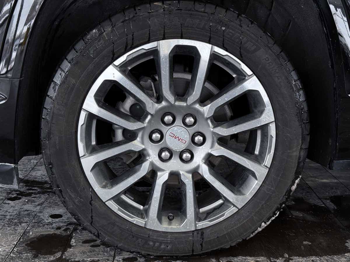 Used 2023 GMC Acadia Denali w/ Denali Ultimate Package AWD/4WD image 40