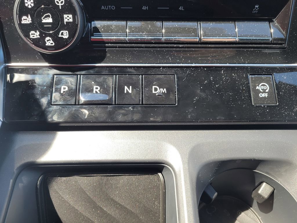 New 2025 Nissan Armada SL w/ Captain's Chari Seat Package image 27