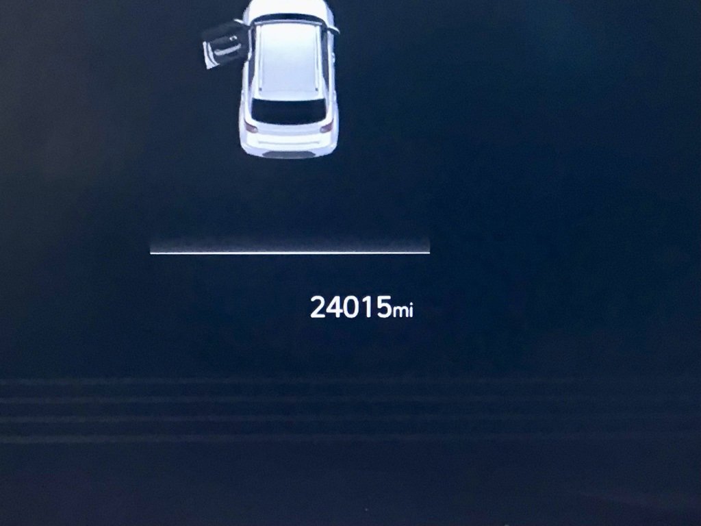 Used 2023 Hyundai Venue Limited w/ Cargo Package image 39