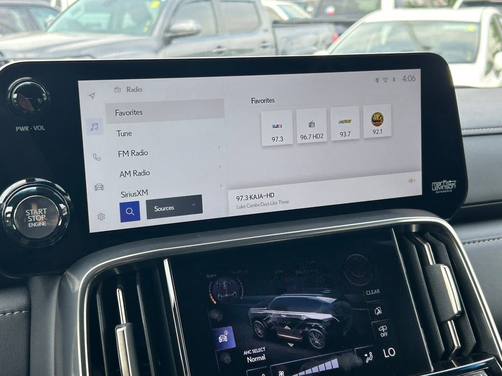 Used 2024 Lexus LX 600 F Sport image 41