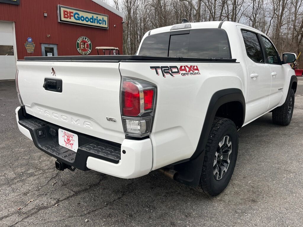 Used 2022 Toyota Tacoma 4x4 Double Cab image 4