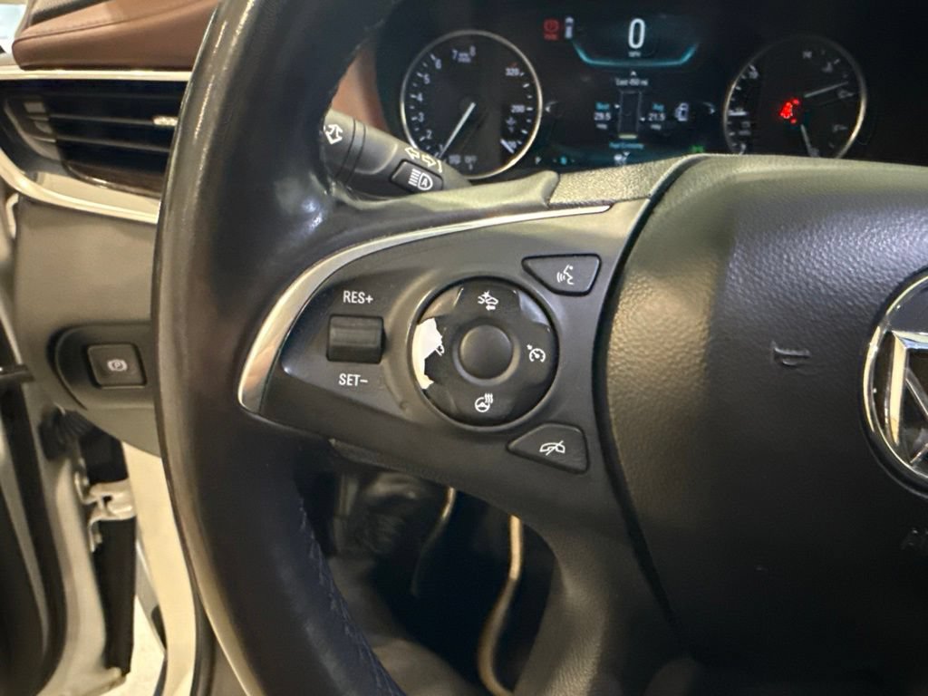 Used 2018 Buick Enclave Avenir w/ Avenir Technology Package AWD/4WD image 36