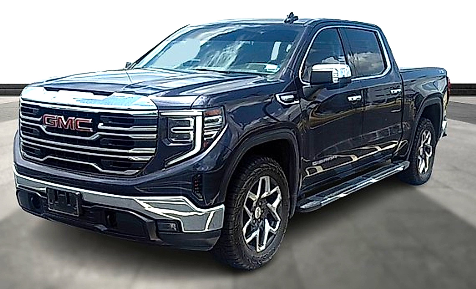 Used 2023 GMC Sierra 1500 SLT AWD/4WD image 1