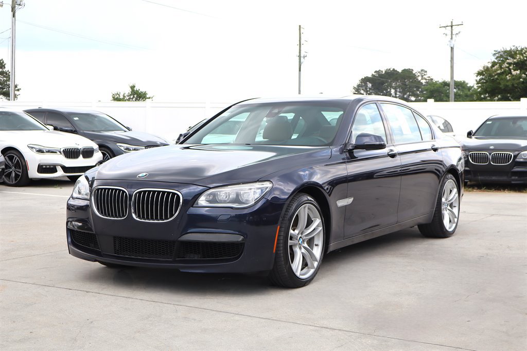 Used 2015 BMW 750Li RWD image 3