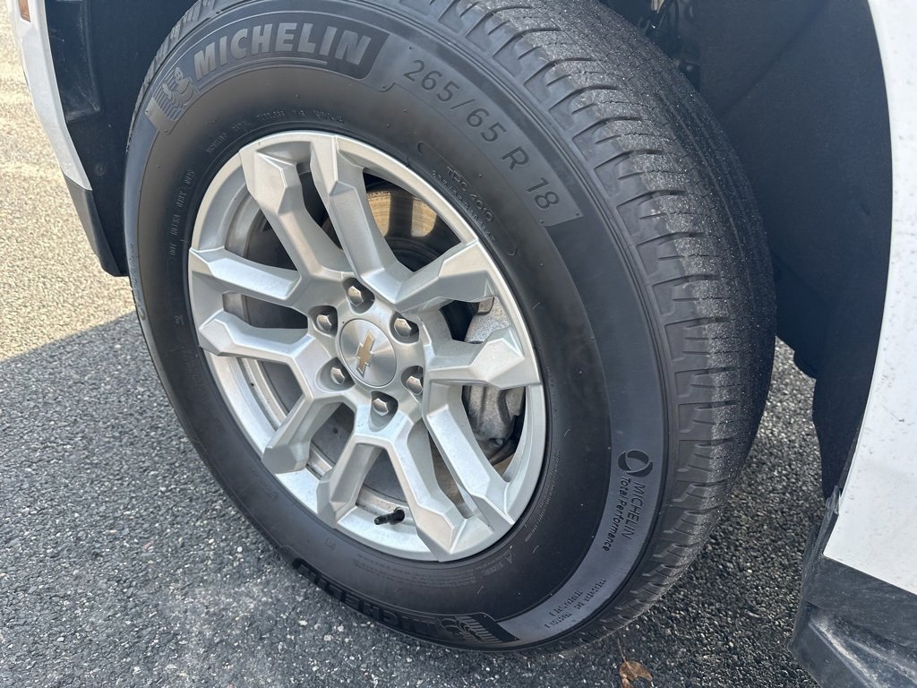 Used 2025 Chevrolet Tahoe LT image 9