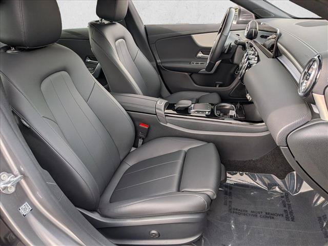 Used 2022 Mercedes-Benz CLA 250 4MATIC image 24