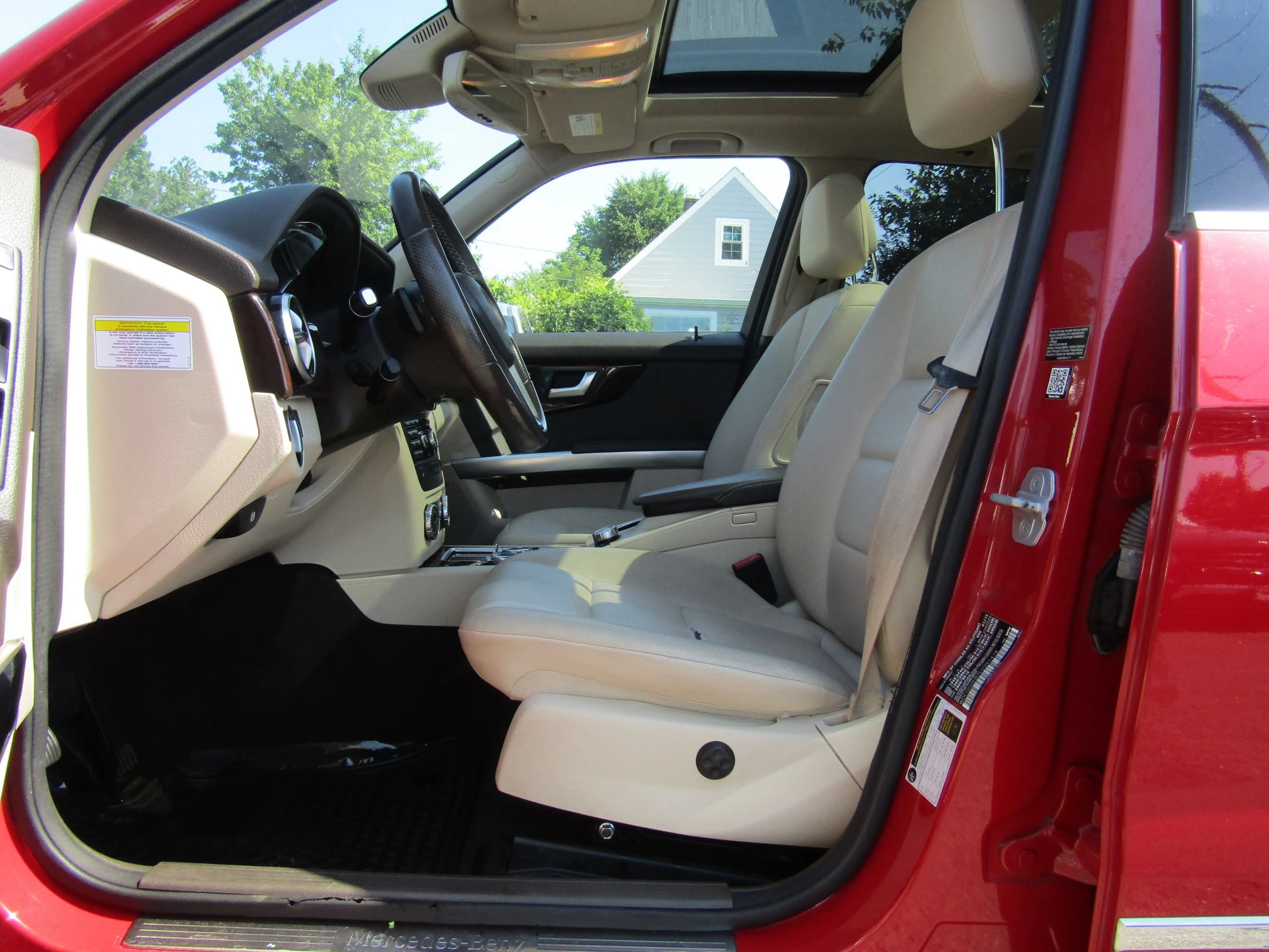 Used 2014 Mercedes-Benz GLK 250 BlueTEC 4MATIC image 11